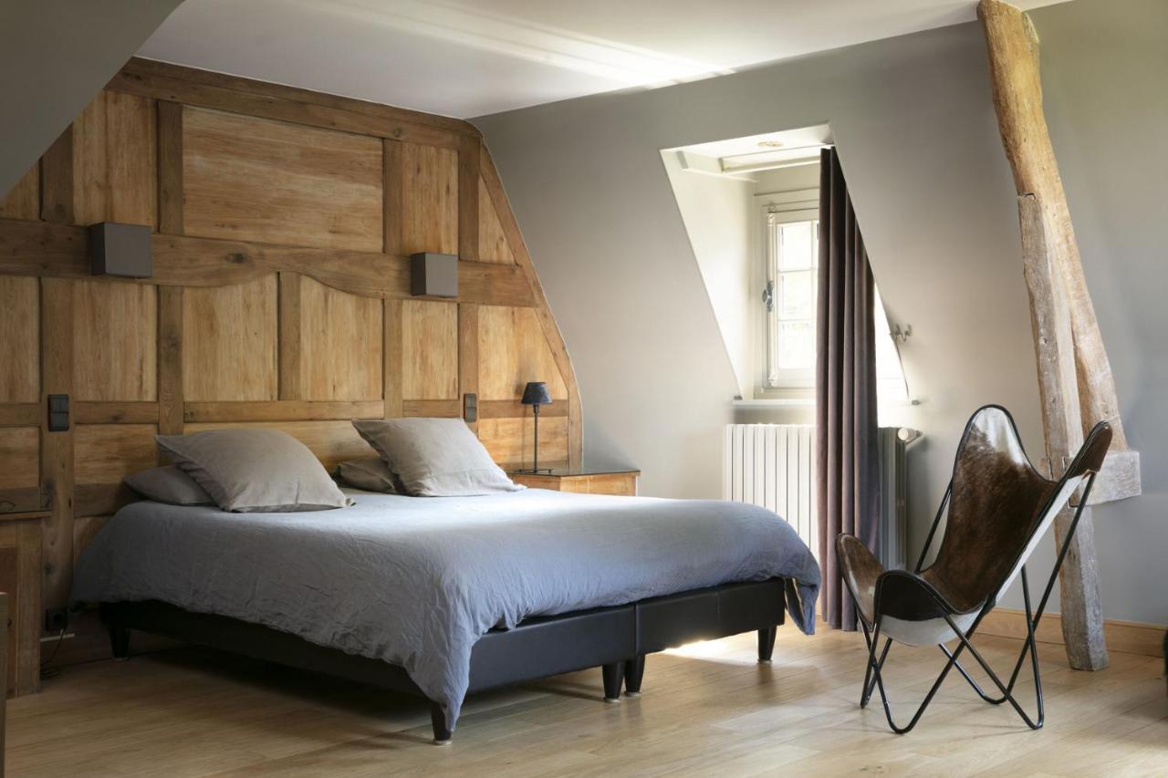 La Chaumière Hotel